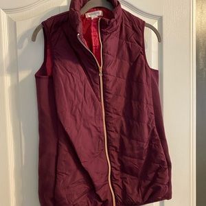 Motherhood Maternity puffy vest